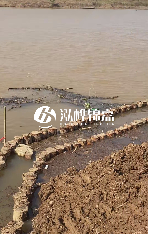 挖機(jī)挖淤泥一立方多少錢？長沙市清淤河道施工公司