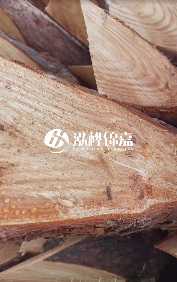 哈爾濱松木樁批發(fā)源頭廠家-松木樁2米10-12價格？