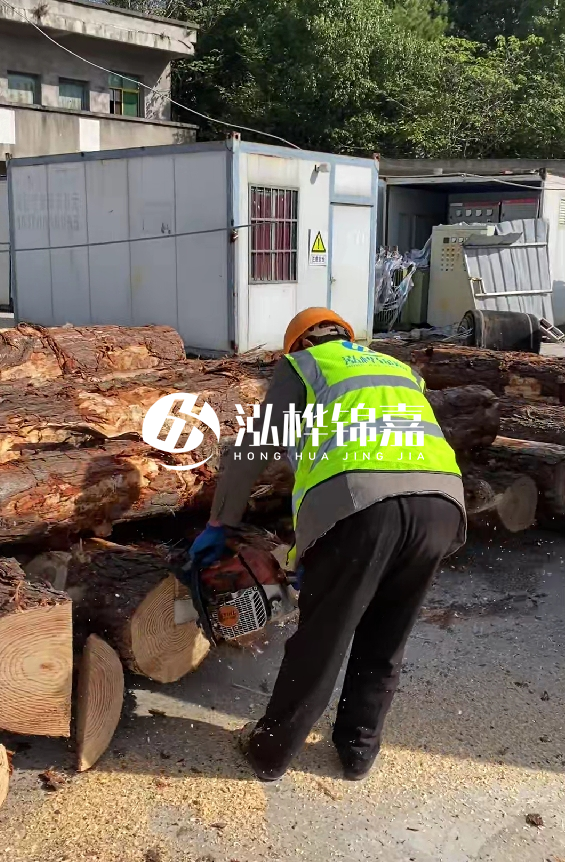 湖北有打樁木源頭工廠嗎？4米8公分松木樁多少錢一根？