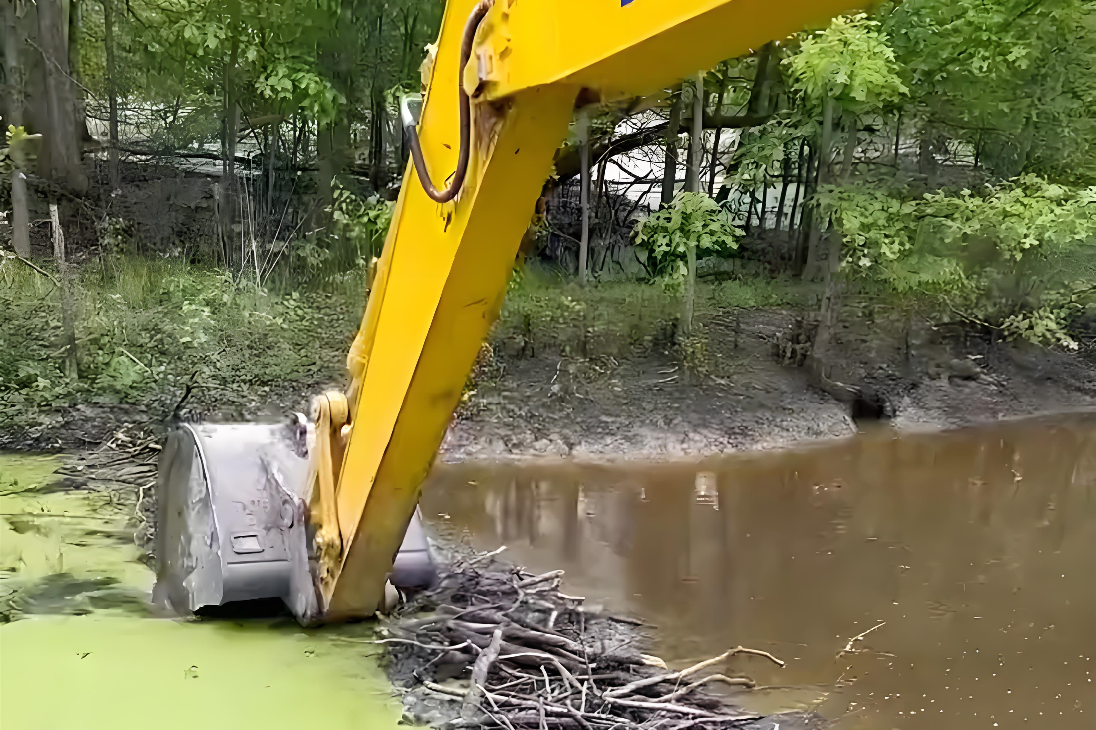益陽(yáng)水挖清淤團(tuán)隊(duì)泓樺錦嘉-水塘清淤中遇到大量垃圾如何處理？