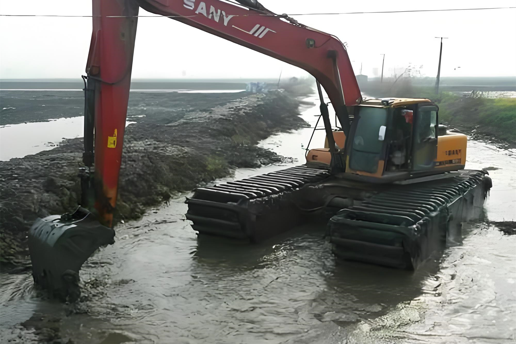江蘇淮安挖機(jī)清淤施工隊(duì) - 鄉(xiāng)村溝渠清淤的施工隊(duì)伍哪里找？