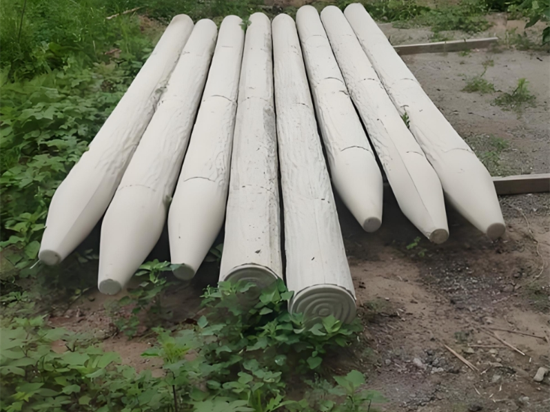 水泥樁批發(fā)廠家泓樺錦嘉-水泥仿木樁的耐腐蝕性如何？